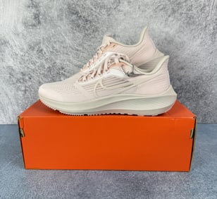 Nike DZ4701-600 Air Zoom Pegasus 39 Running Shoes