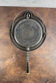 Griswold New American Number 8 Cast Waffle Iron