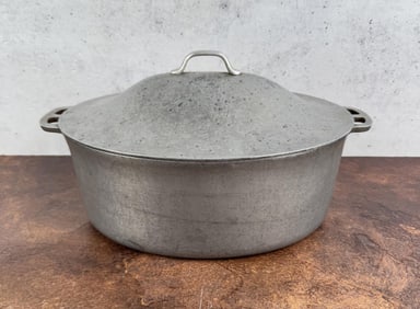 Master Heavy Cast Aluminum Dutch Oven Roaster