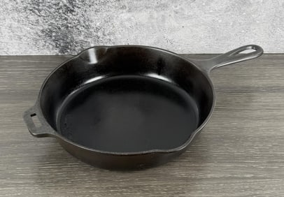 Griswold Number 6 Cast Iron 2506 Skillet
