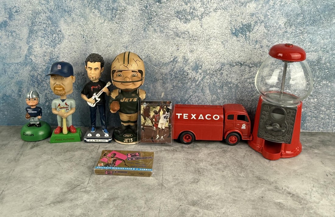 Group of Assorted Collectibles (1 of 8)