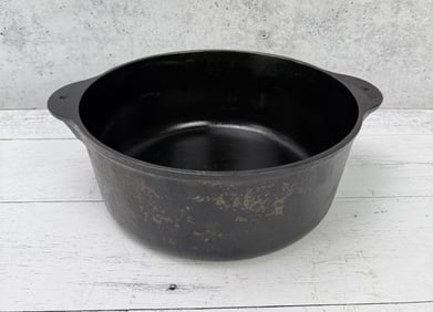 Griswold Number 8 Tite Top Dutch Oven 1295