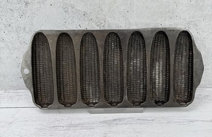 Griswold 273 Cast Iron Crispy Corn Stick Pan