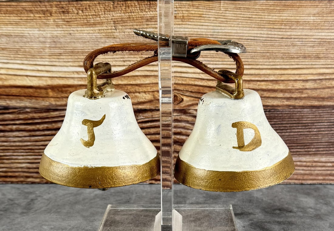 Montana Ranch Used Cow Sheep Bells (1 of 5)