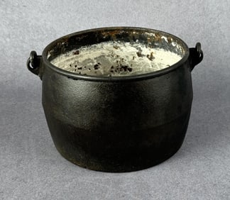 Antique Cast Iron No 5 4 Pint Kettle