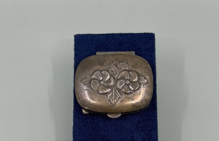 Mervyn's Sterling Silver Pill Snuff Box