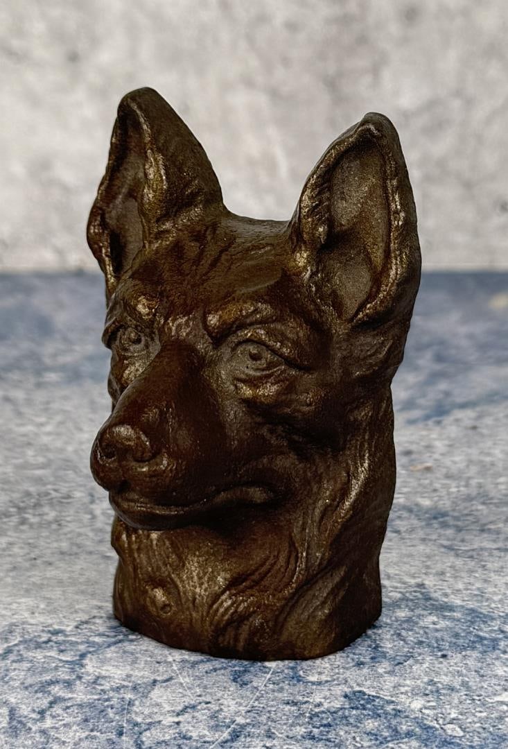 Hamilton Foundry Cast Iron German Shepard Dog Head (1 of 5)