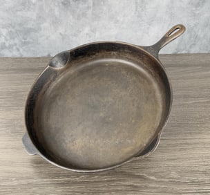 Cast Iron 12 Skillet Frying Pan