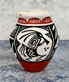 Tesuque Pueblo Indian Pot