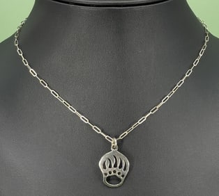 Les Hill Navajo Sterling Silver Bear Paw Necklace