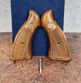 Smith & Wesson K Frame Magna Pistol Grips