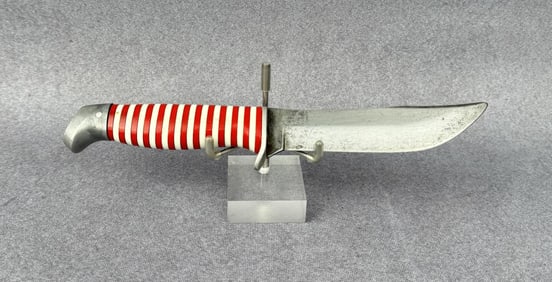 WW2 Schrade Walden Theater Made Trench Knife