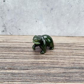 Alaskan Eskimo Inuit Carved Nephrite Jade Bear