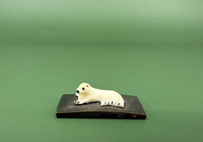 Alaskan Inuit Eskimo Carved Seal