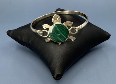 Taxco Mexico Malachite Turtle Bracelet