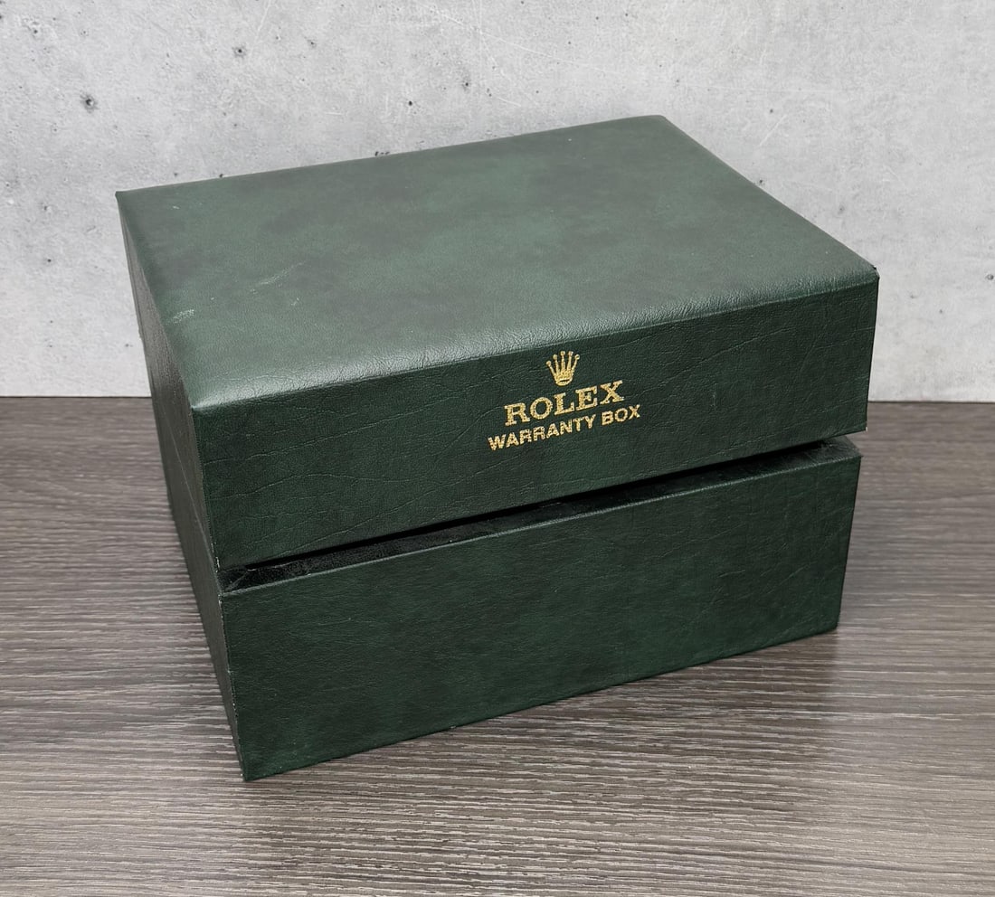 Rolex Watch Dealer Warranties Warranty Box: Authentic, made by Rolex.
