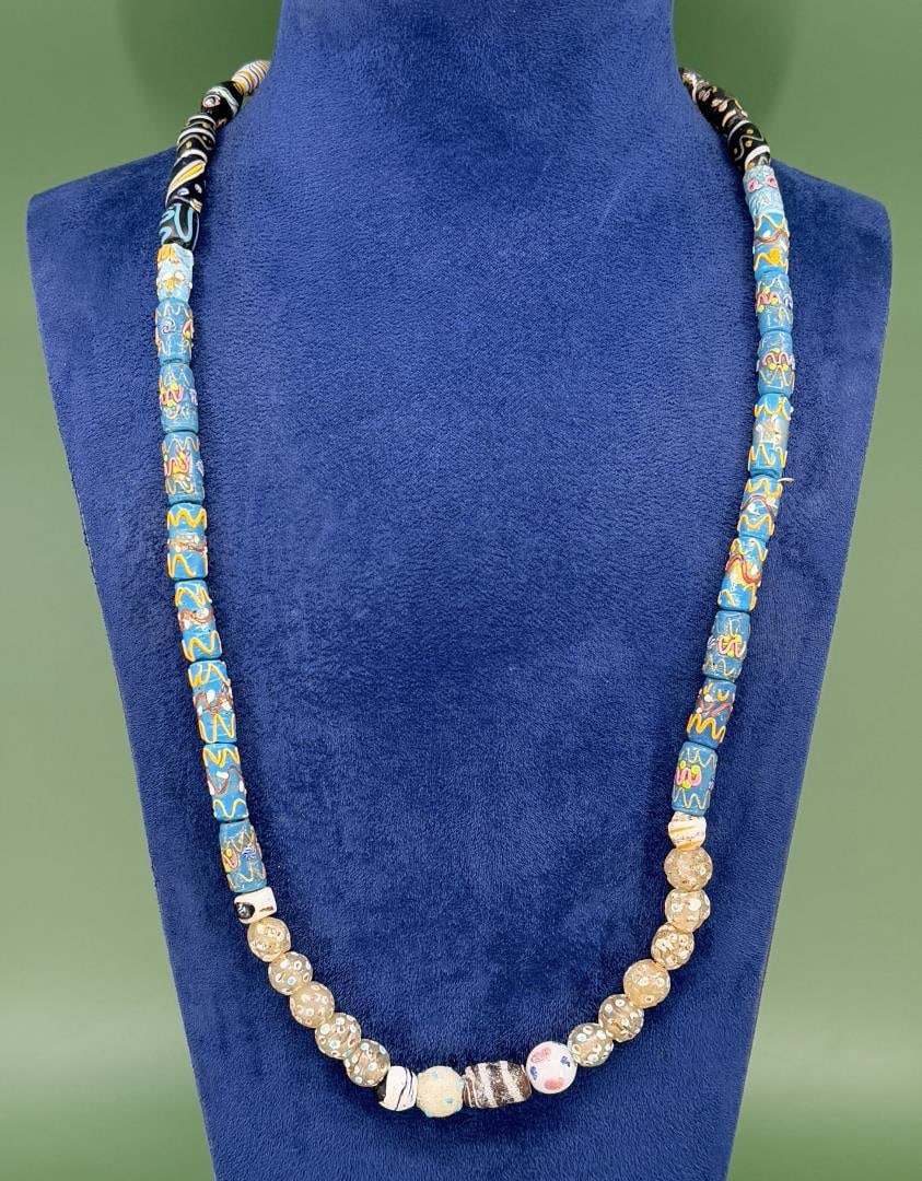 Native American Indian Trade Beads (1 of 3)