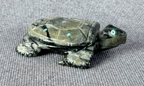 Carved Zuni Turtle Fetish