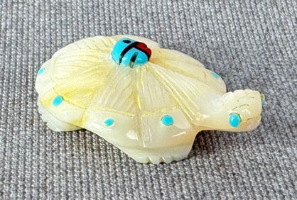 Danette Laate Carved Zuni Turtle Fetish