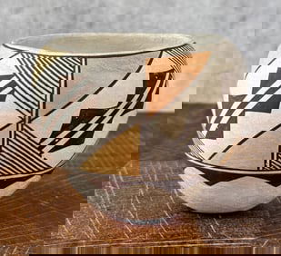 Antique Acoma Pueblo Indian Pot