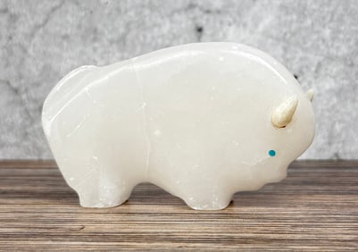 Lynn Quam Zuni Carved Buffalo Fetish