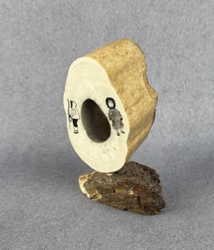 Alaskan Inuit Eskimo Scrimshaw Carving