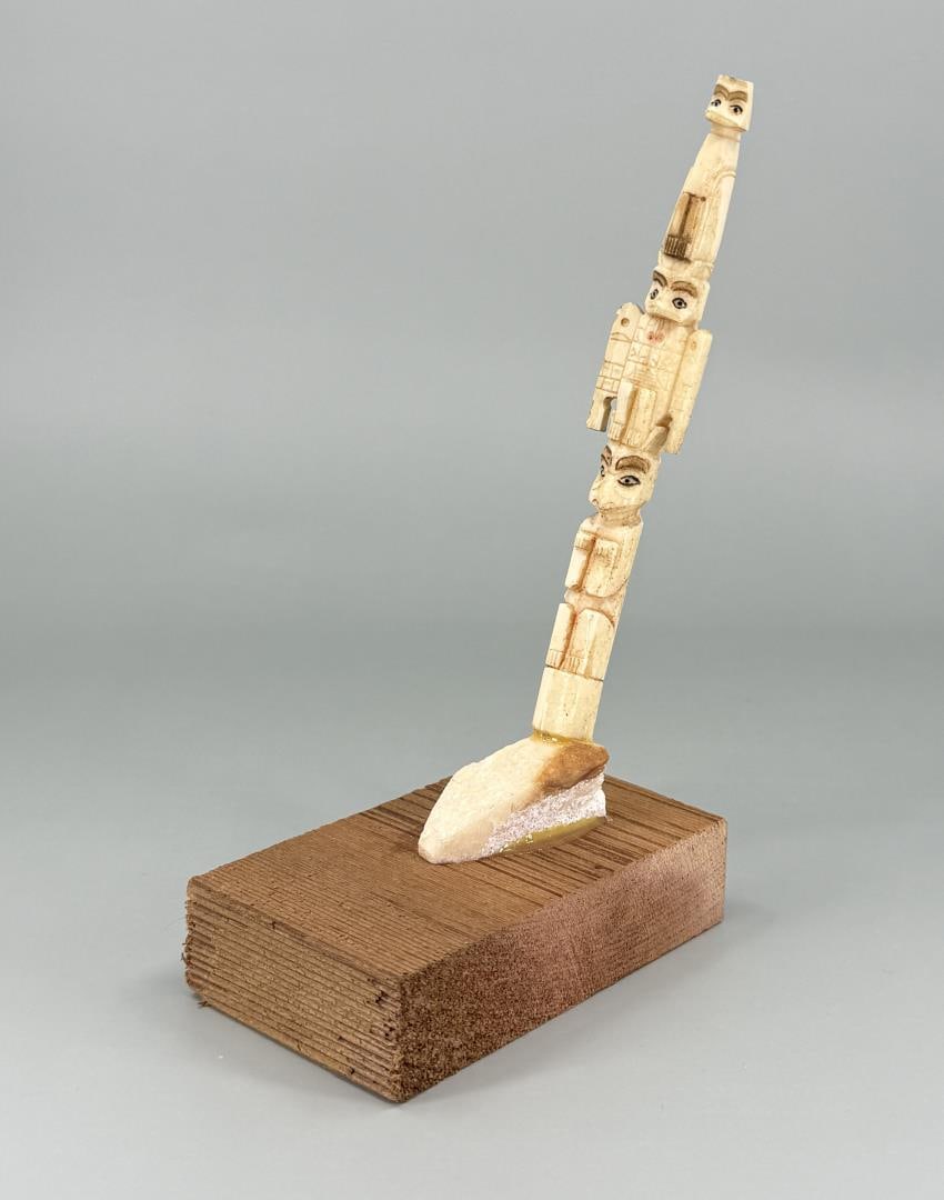 Alaskan Inuit Eskimo Carved Totem Pole (1 of 8)