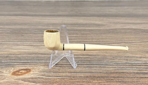 Alaskan Inuit Eskimo Tobacco Pipe
