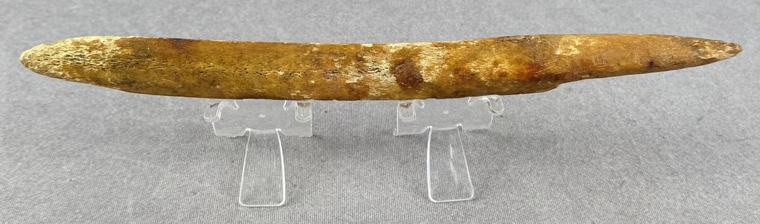 Ancient Thule Inuit Alaskan Eskimo Snow Knife: 11 3/4" long. Carved walrus material. Native made prior to 1972. This item cannot be shipped to Oregon, California, Hawaii, New York, New Jersey, Internationally, or any other state that prohibits.