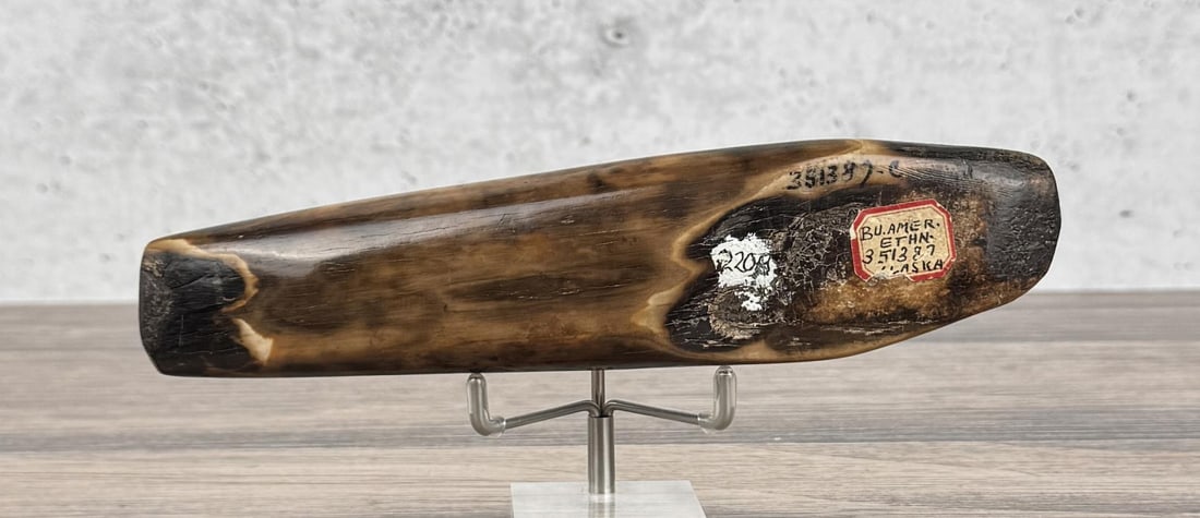 Ancient Thule Alaska Inuit Eskimo Ice Axe (1 of 7)