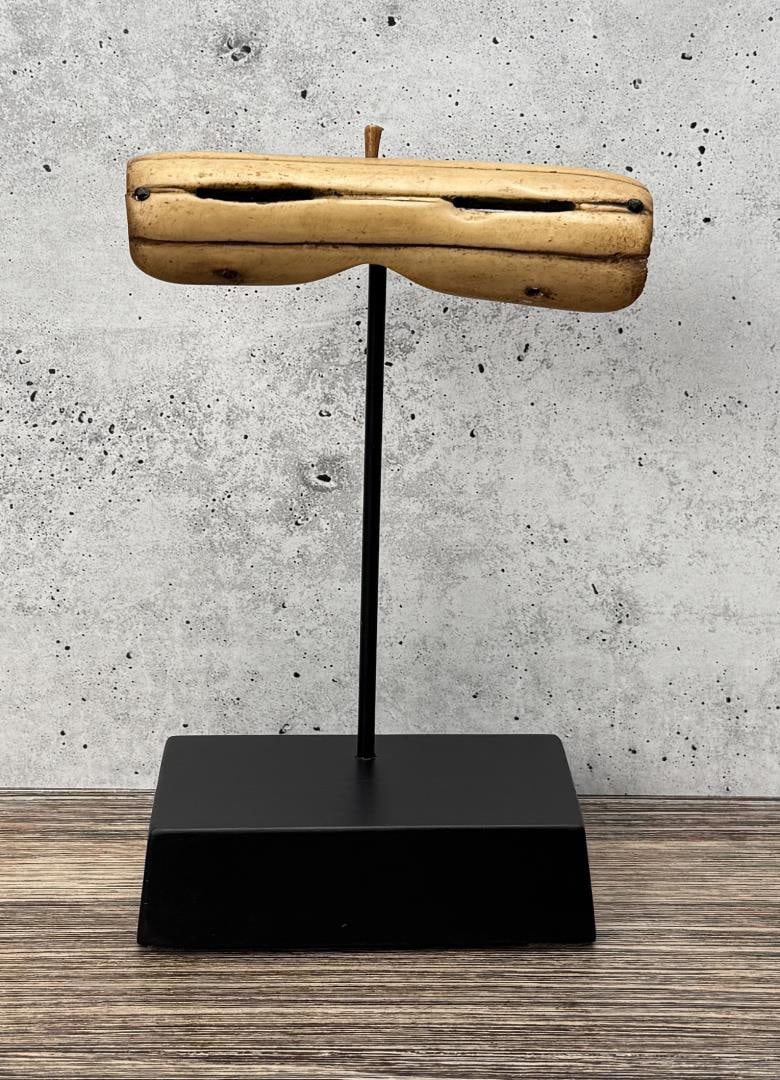 Alaskan Eskimo Inuit Inupiaq Snow Goggles (1 of 3)