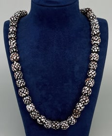 Native American Indian Trade Beads Skunk