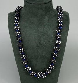 Native American Indian Trade Beads Skunk