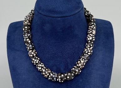 Native American Indian Trade Beads Skunk