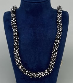 Native American Indian Trade Beads Skunk