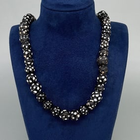 Native American Indian Trade Beads Skunk