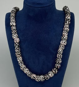 Native American Indian Trade Beads Skunk