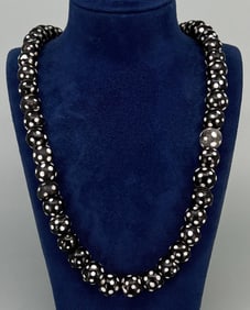Native American Indian Trade Beads Skunk