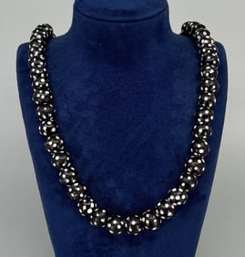 Native American Indian Trade Beads Skunk