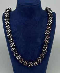 Native American Indian Trade Beads Skunk