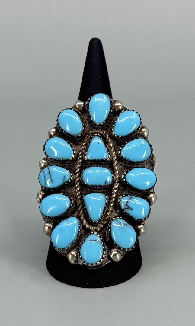 Zuni Petit Point Turquoise Sterling Ring (1 of 4)