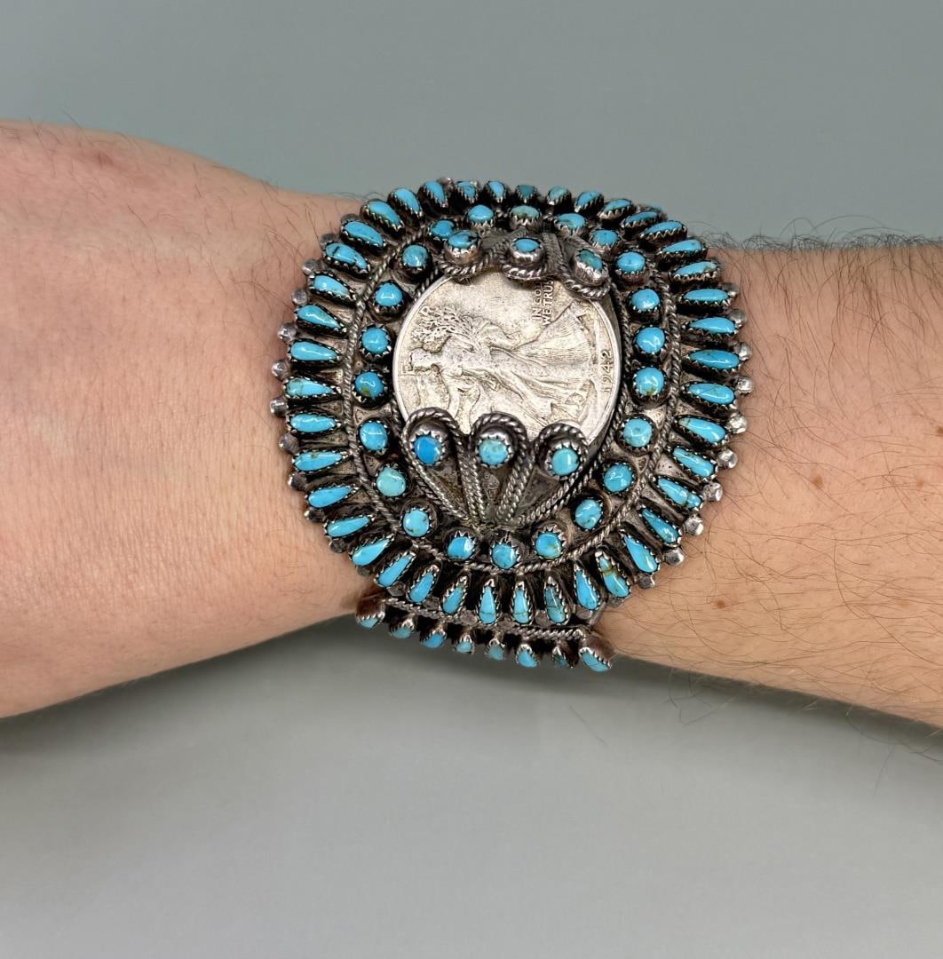 Zuni Petit Point Sterling Turquoise Bracelet (1 of 7)