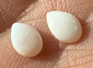 .9 Carats Of Tear Drop Opals