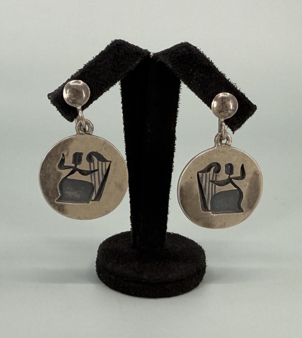 Victoria Taxco Mexico Sterling Silver Earrings (1 of 3)