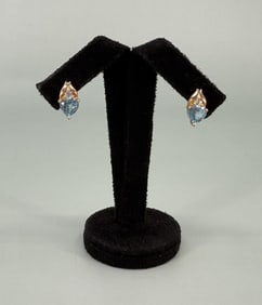 10K Gold Heart Cut Topaz Earrings