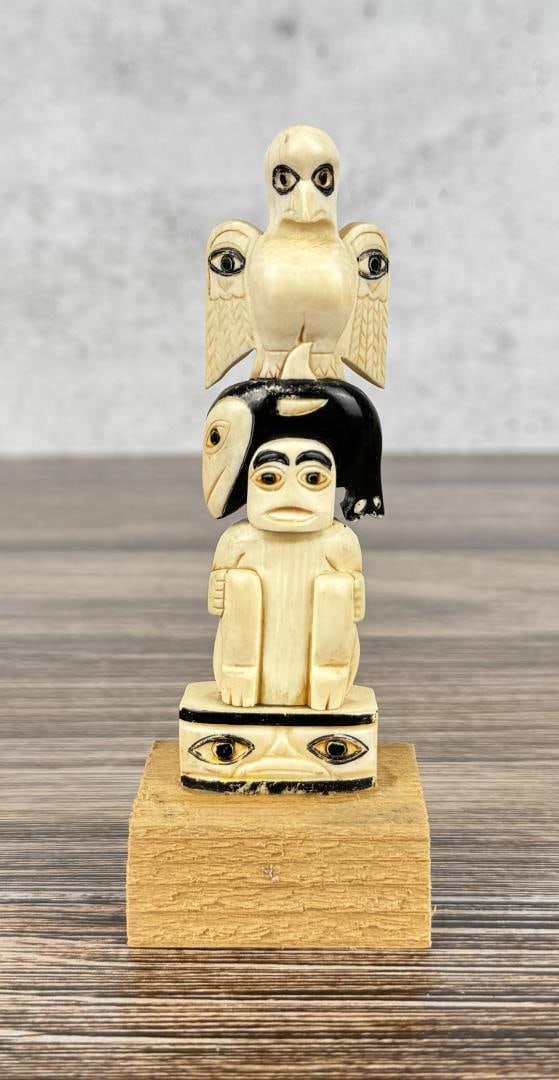 Alaskan Inuit Eskimo Carved Totem Pole (1 of 5)