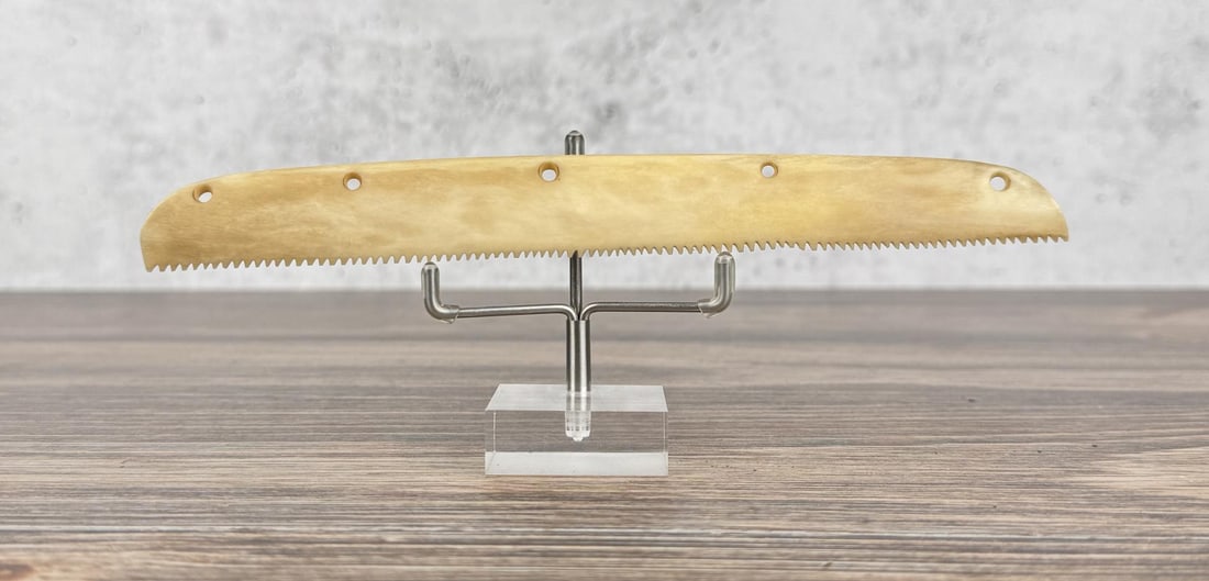 Alaskan Inuit Eskimo Saw: Contemporary. 8 1/4" long.
