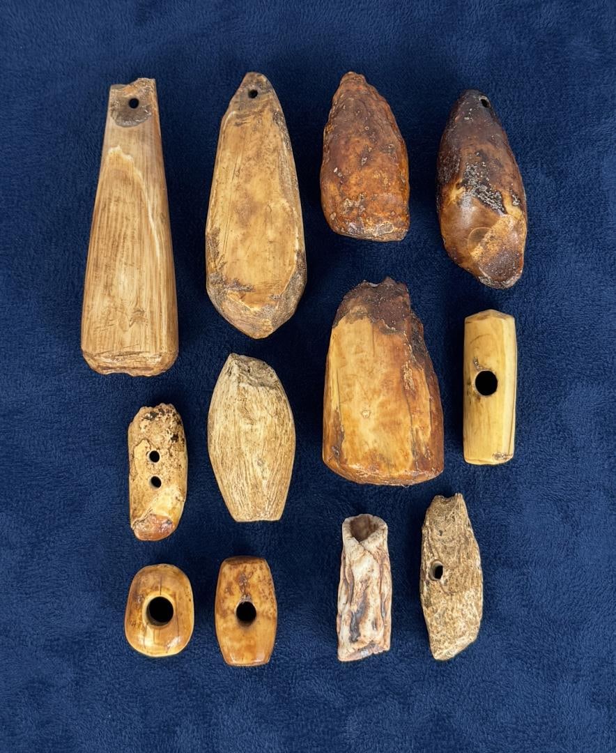 Ancient Thule Inuit Alaskan Eskimo Bolas (1 of 5)