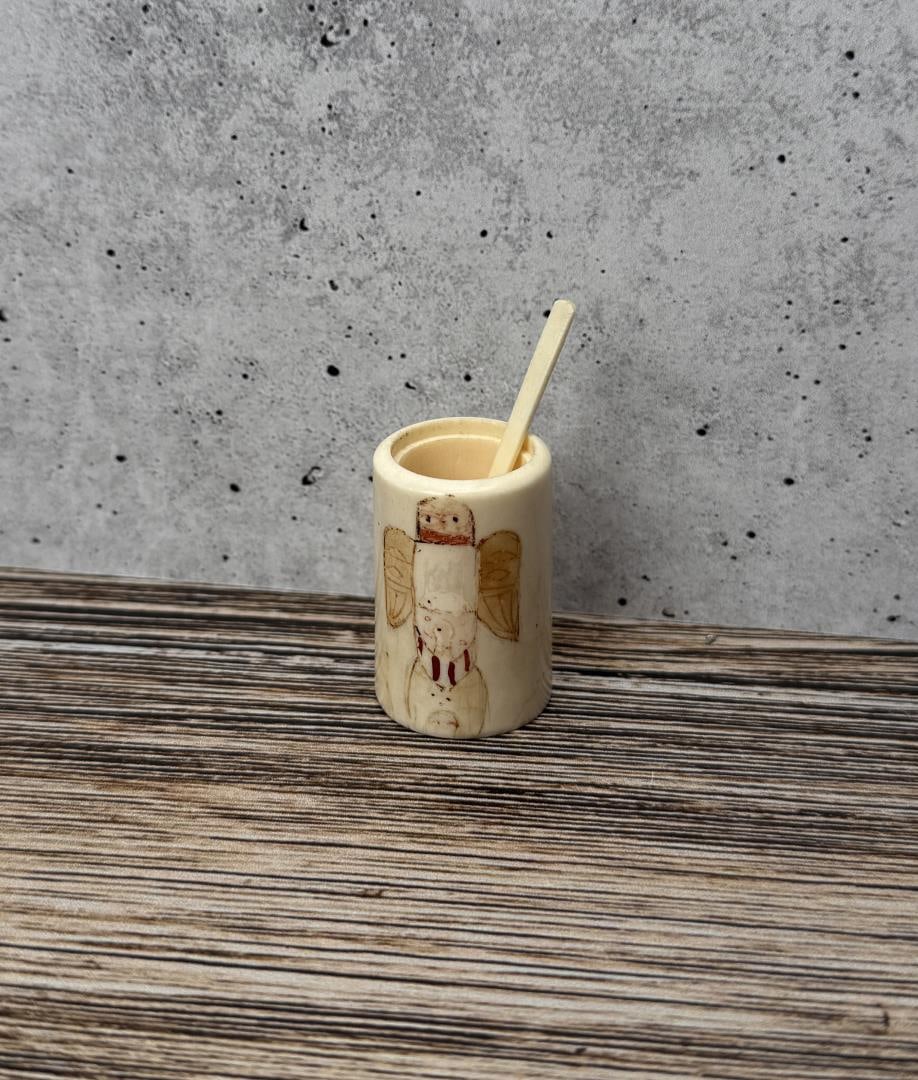 Alaskan Inuit Eskimo Eskimo Salt Pot: 1 1/2" tall. Carved walrus material. Native made prior to 1972. This item cannot be shipped to Oregon, California, Hawaii, New York, New Jersey, Internationally, or any other state that prohibits.
