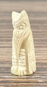 Alaskan Inuit Eskimo Raven Carving